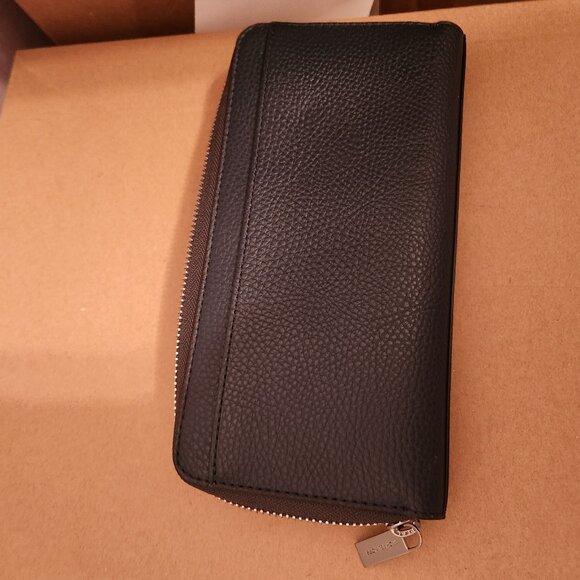 Michael Kors New York EST. 1981 NWOT Blue Large Leather Wallet - Picture 6 of 15